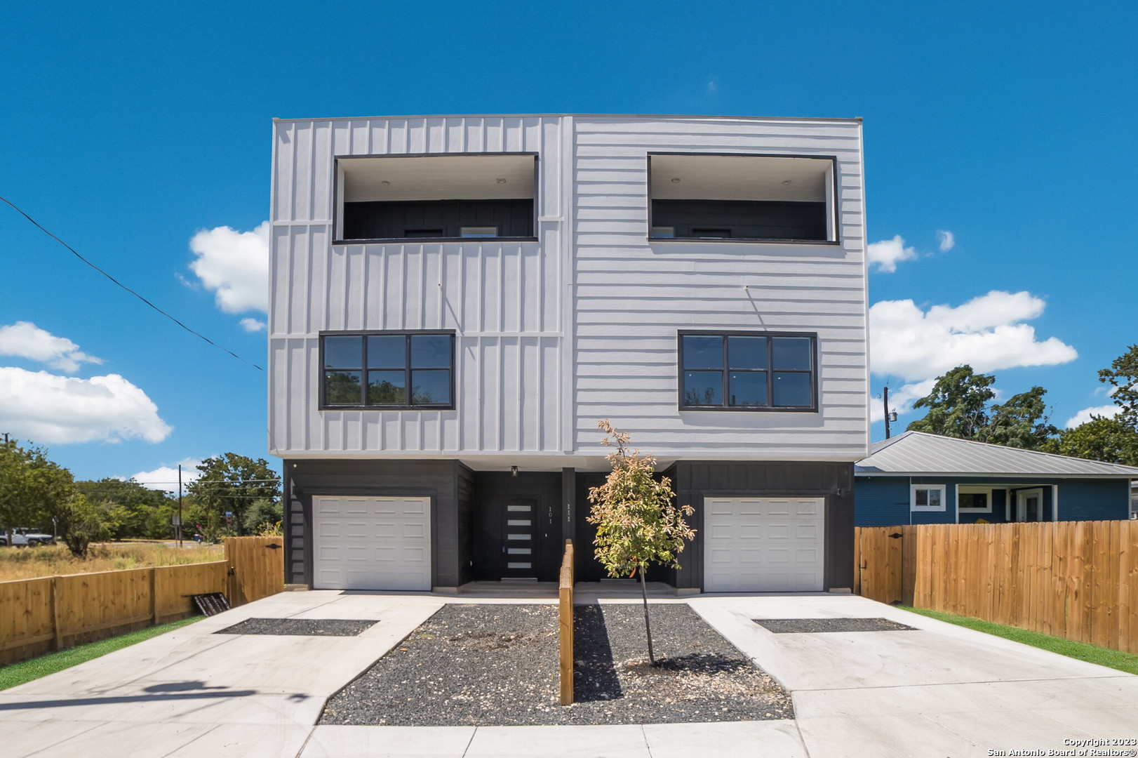 Photo of 111 Sanders St in San Antonio, TX
