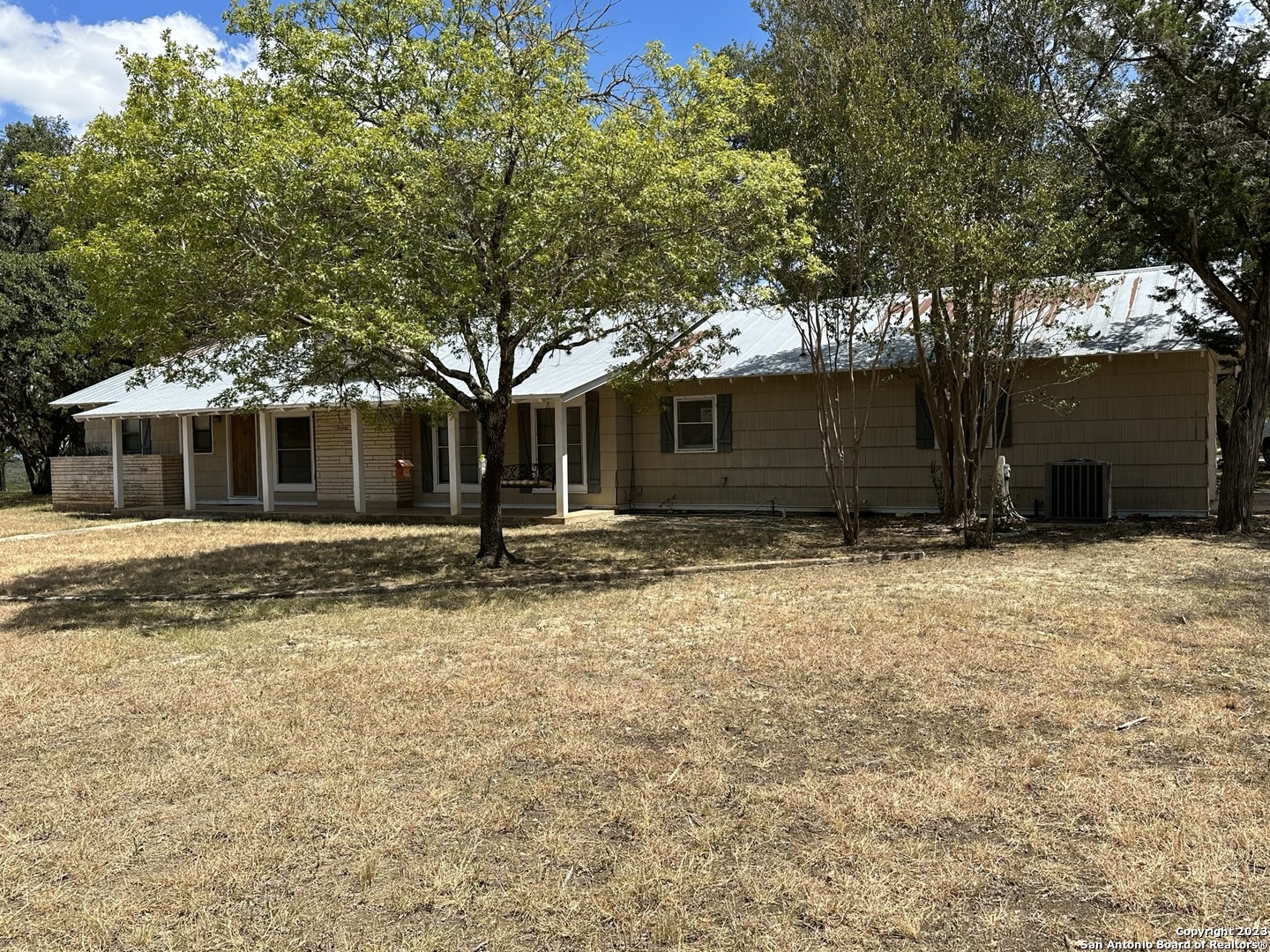 1712 B FM 470, Bandera, TX 78003
