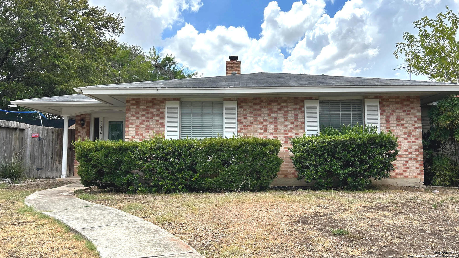 Photo of 6216 Rue Marielyne St in Leon Valley, TX
