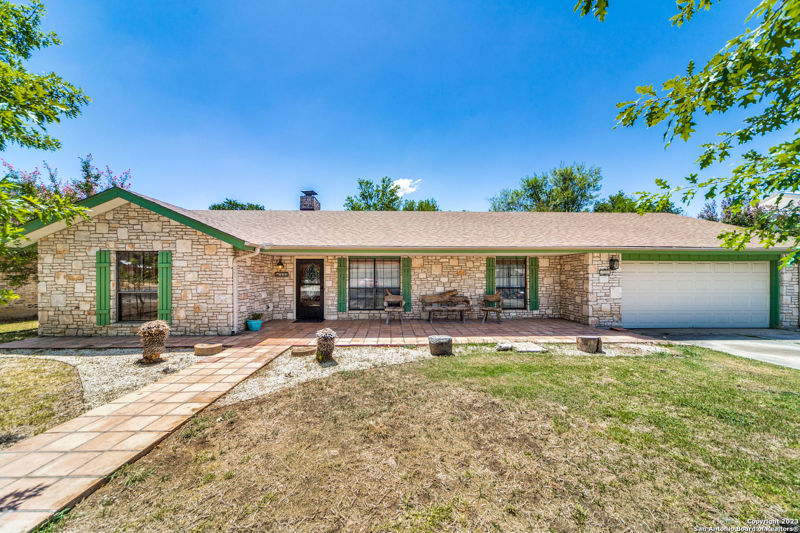 Photo of 133 Moss Rose in Boerne, TX