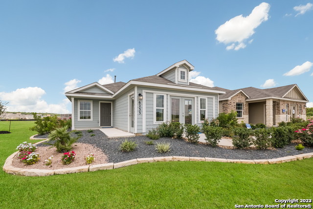 Photo of 144 Cowboy Rdg in Pleasanton, TX