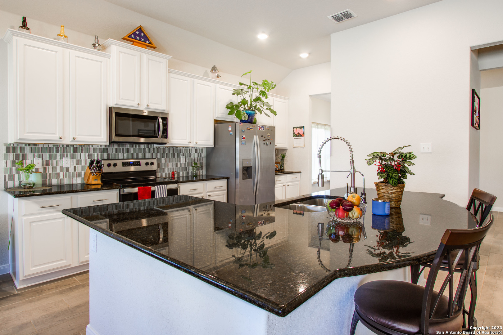 221 STAG WAY, Schertz, TX 78108