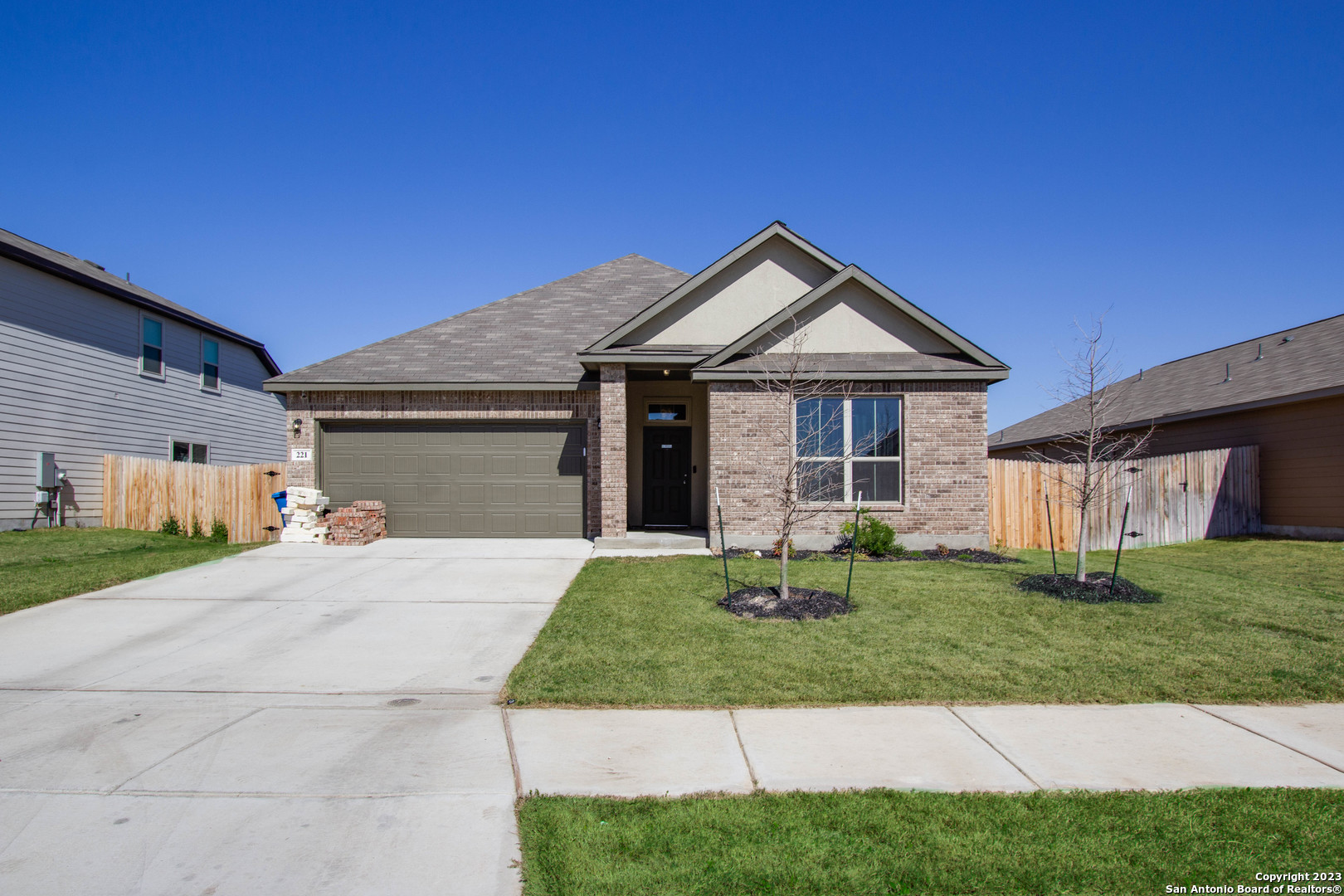 221 STAG WAY, Schertz, TX 78108