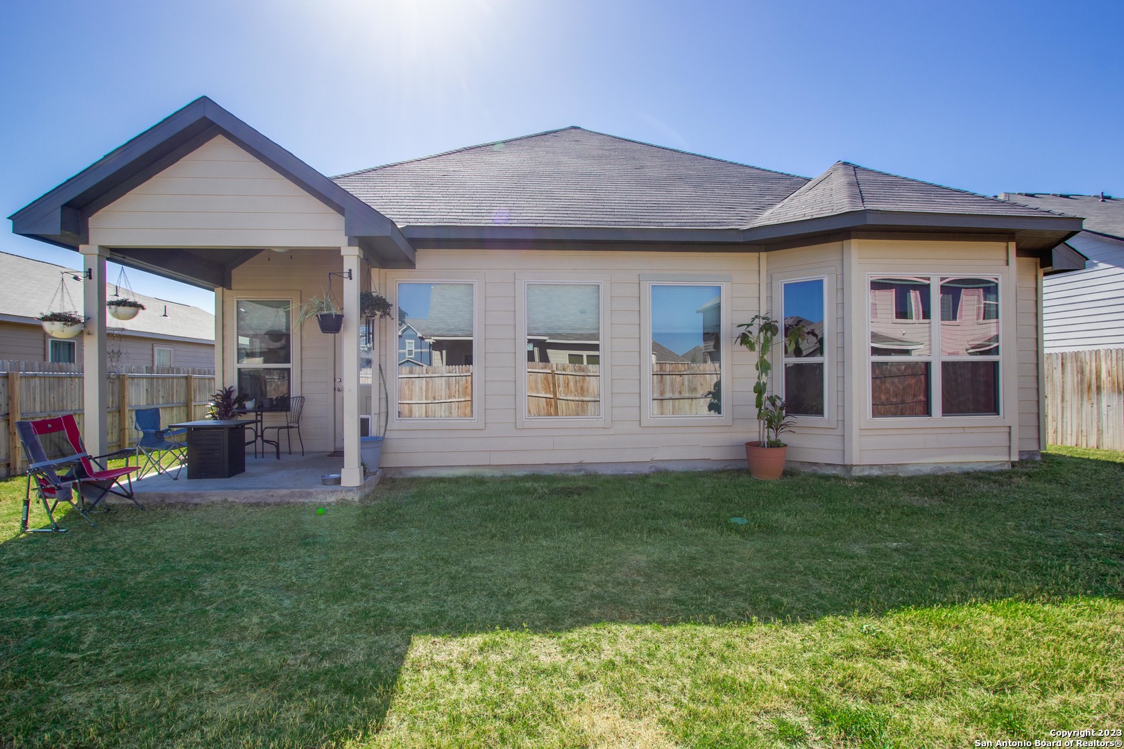 221 STAG WAY, Schertz, TX 78108