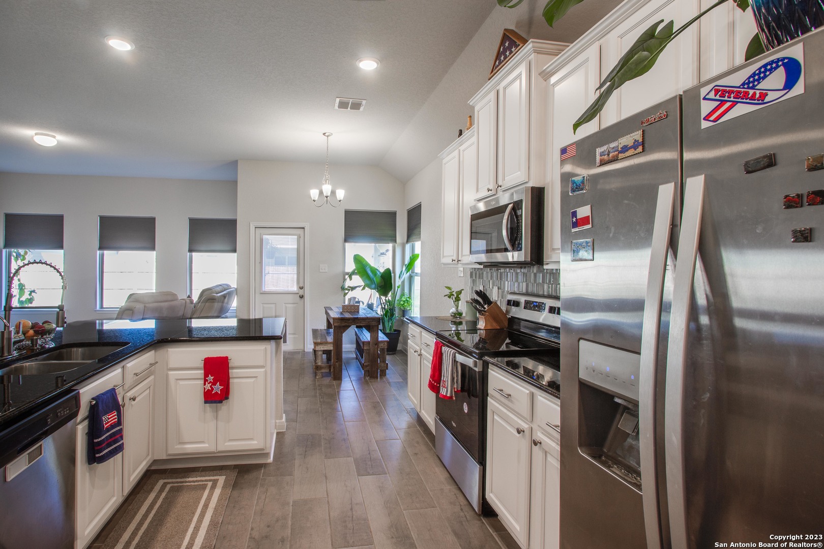 221 STAG WAY, Schertz, TX 78108