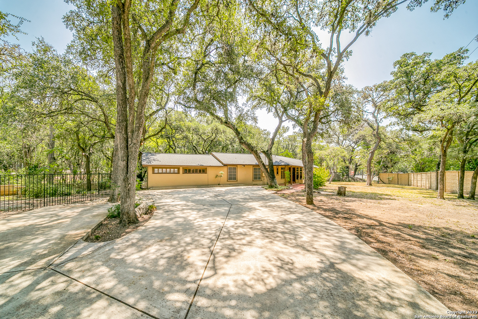 Photo of 6514 West Ave in Castle Hills, TX