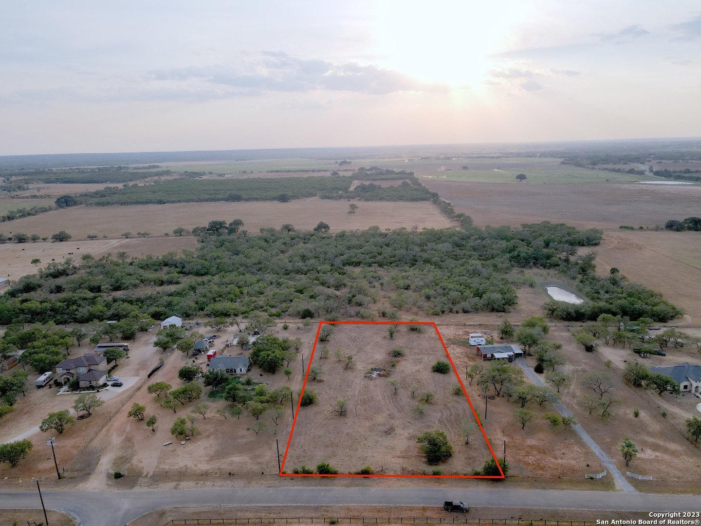 Photo of 140 View Dr in Lytle, TX