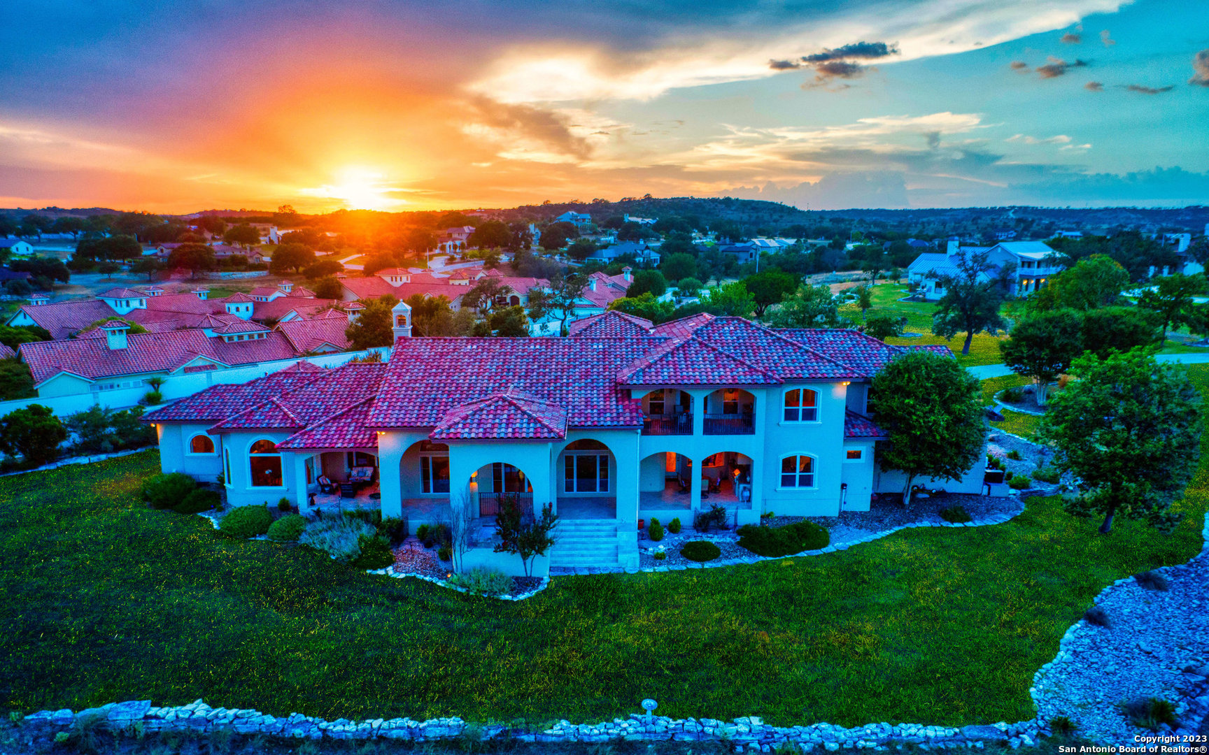 3722 Club View Ct, Kerrville, TX 