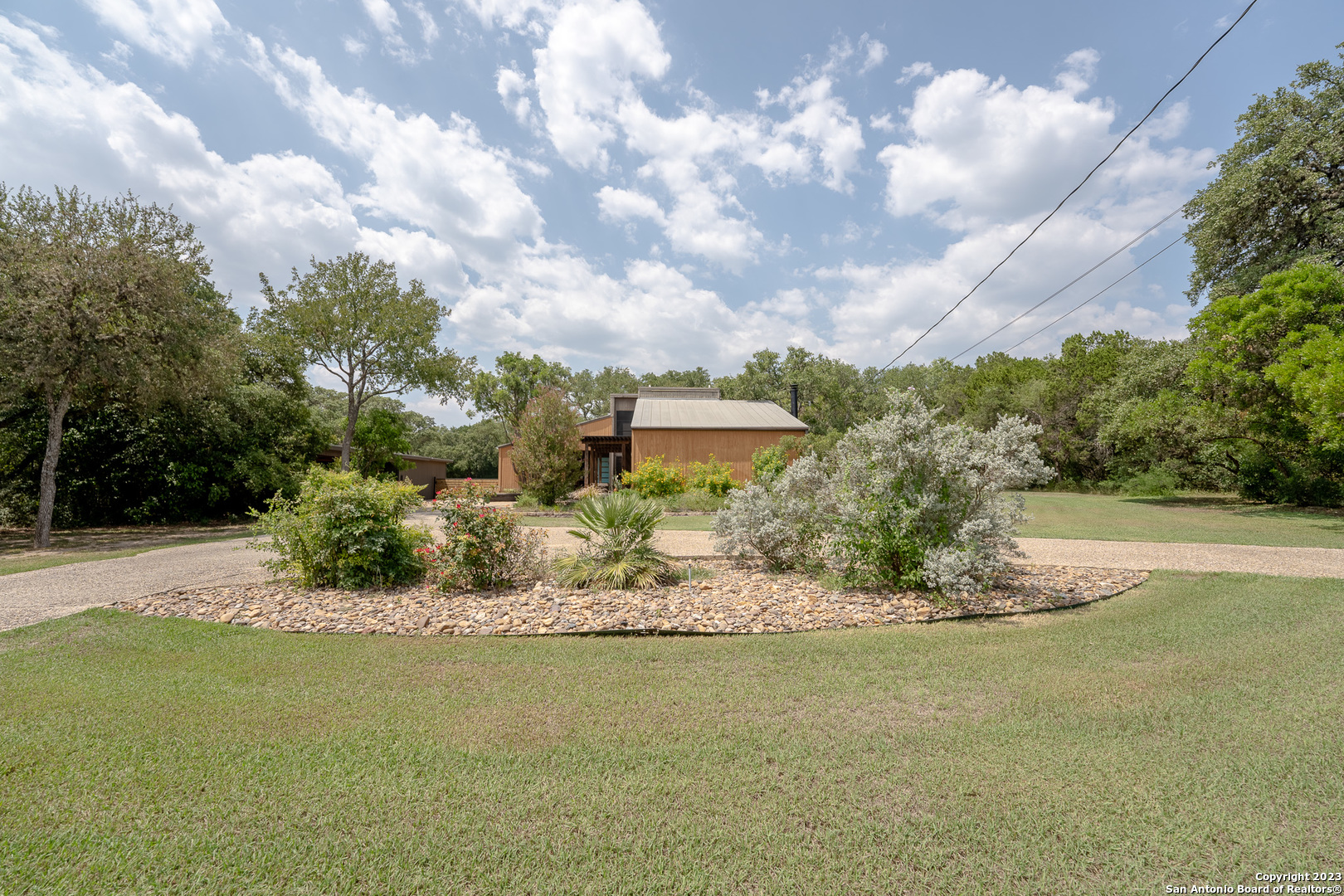 Photo of 10917 Parrigin Rd in Helotes, TX