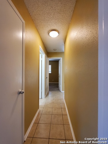 915 HAYLOFT LN, San Antonio, TX 78245