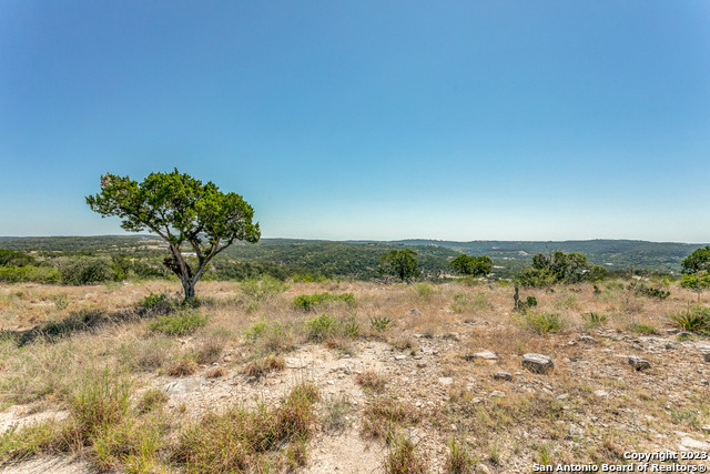 Photo of 237 Private Rd 1717 in Mico, TX