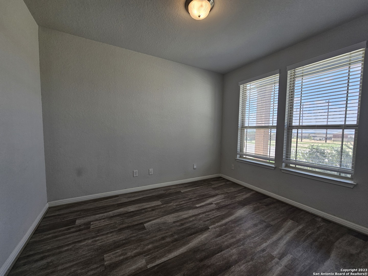 4714 NIGHT HERDER, St Hedwig, TX 78152
