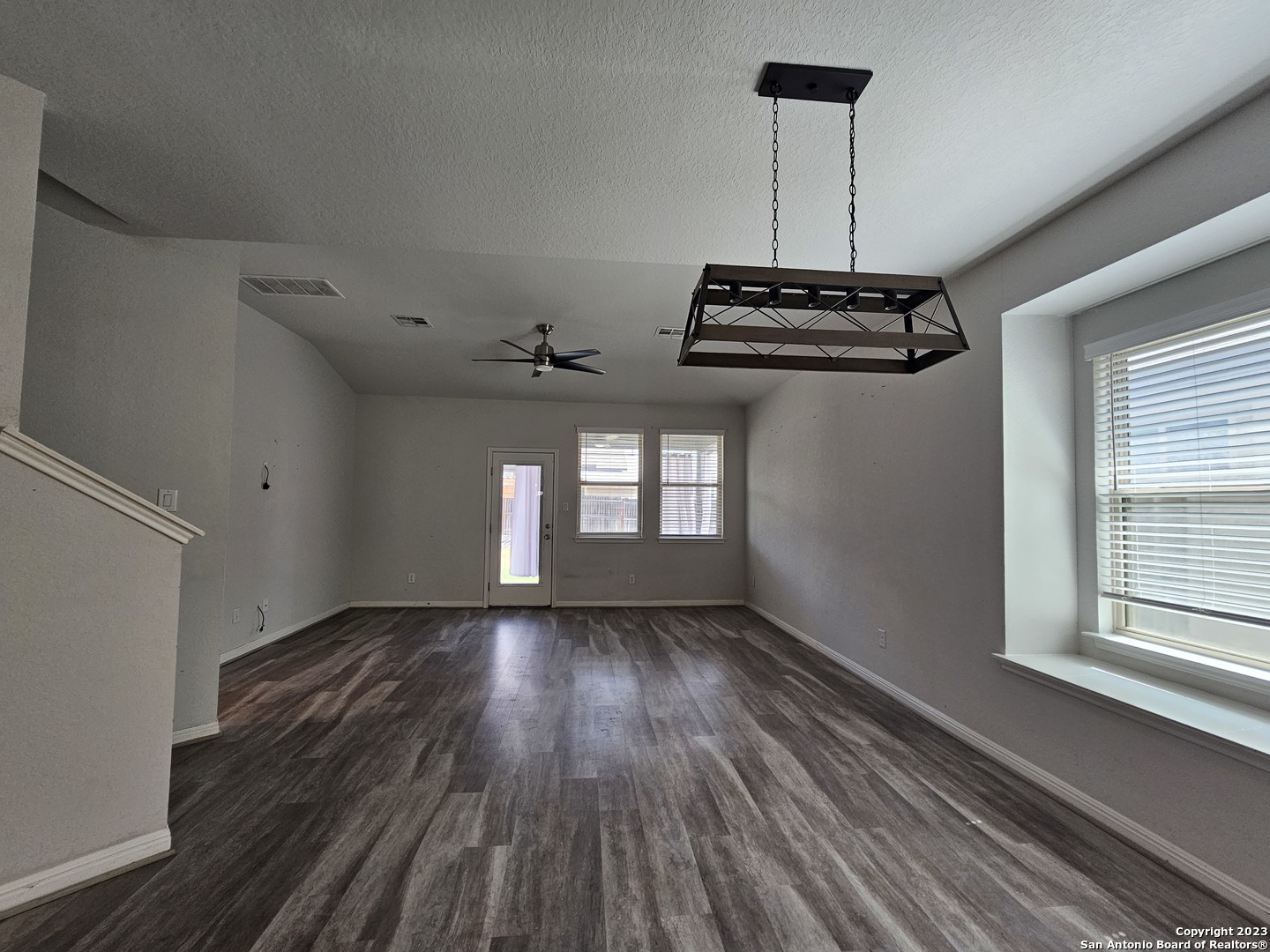 4714 NIGHT HERDER, St Hedwig, TX 78152