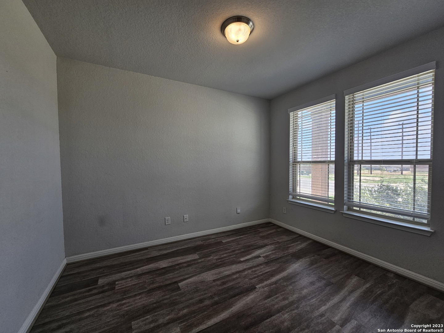 4714 NIGHT HERDER, St Hedwig, TX 78152