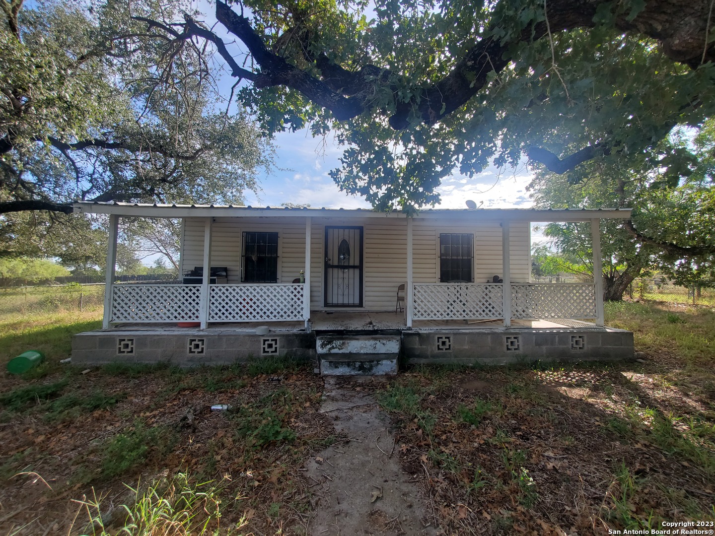 Photo of 168 Mcconnell Rd in Somerset, TX