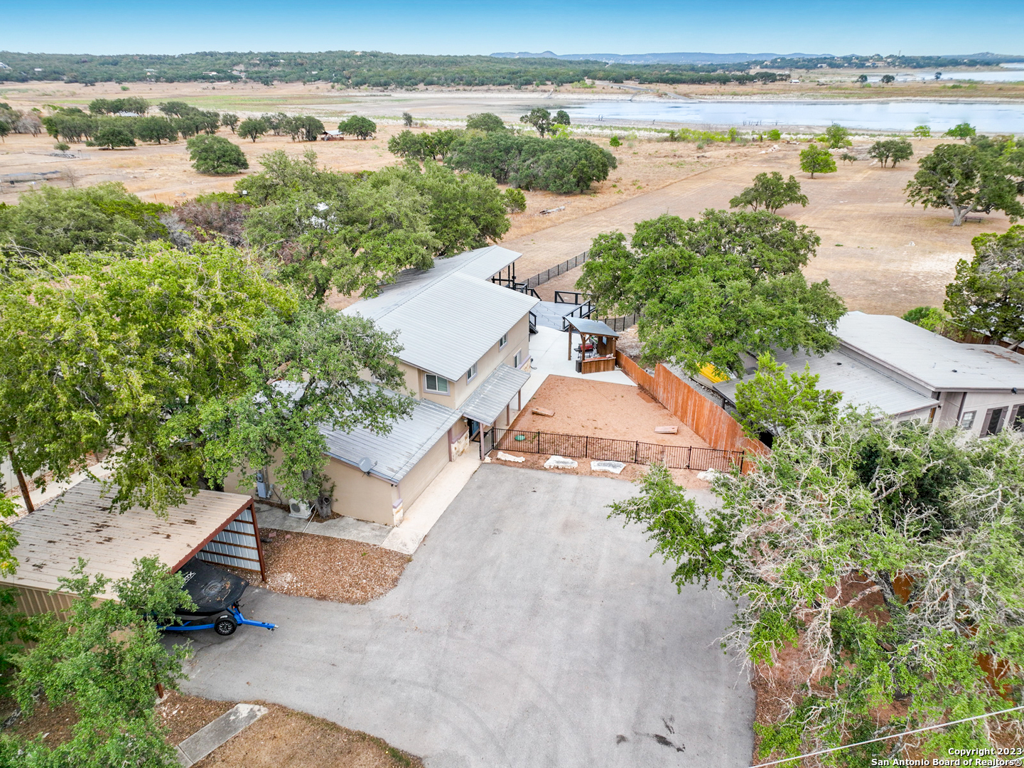 Photo of 707 Park Shrs in Canyon Lake, TX
