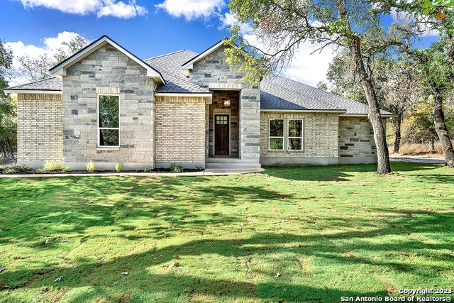 Photo of 177 Timber Pl in La Vernia, TX