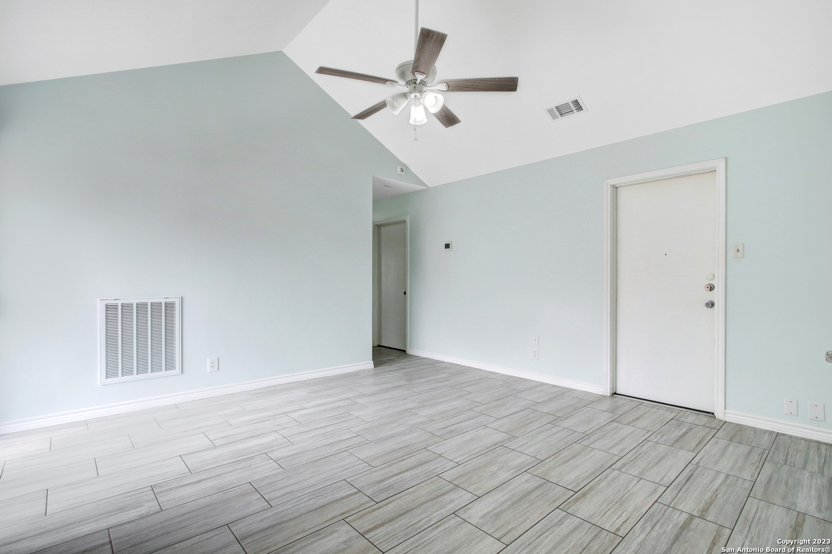 5531 IVANHOE ST, San Antonio, TX 78228