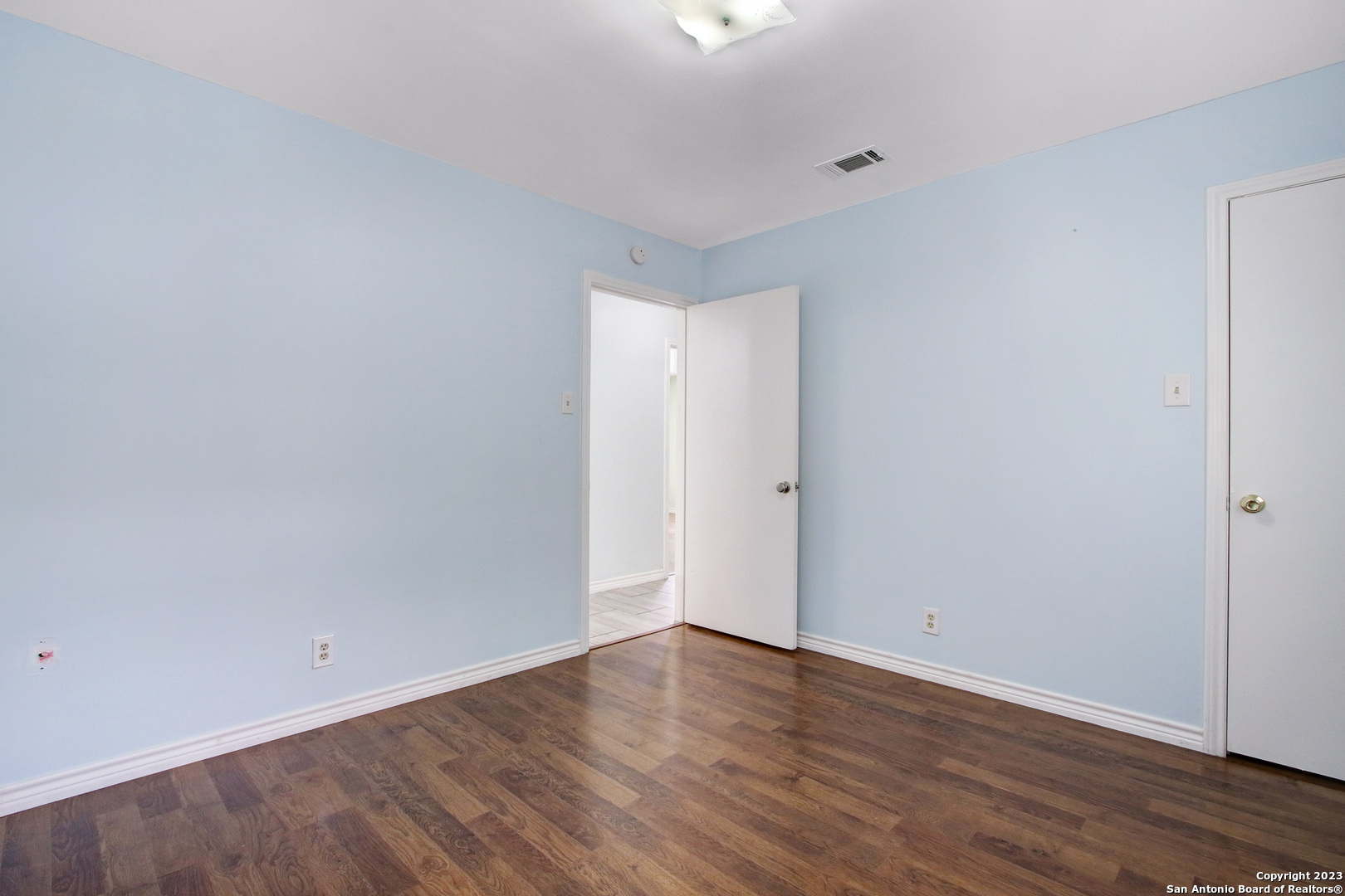 5531 IVANHOE ST, San Antonio, TX 78228