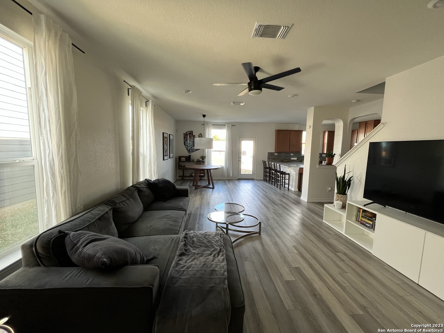 4684 VIA SONOMA TRL, Converse, TX 78109