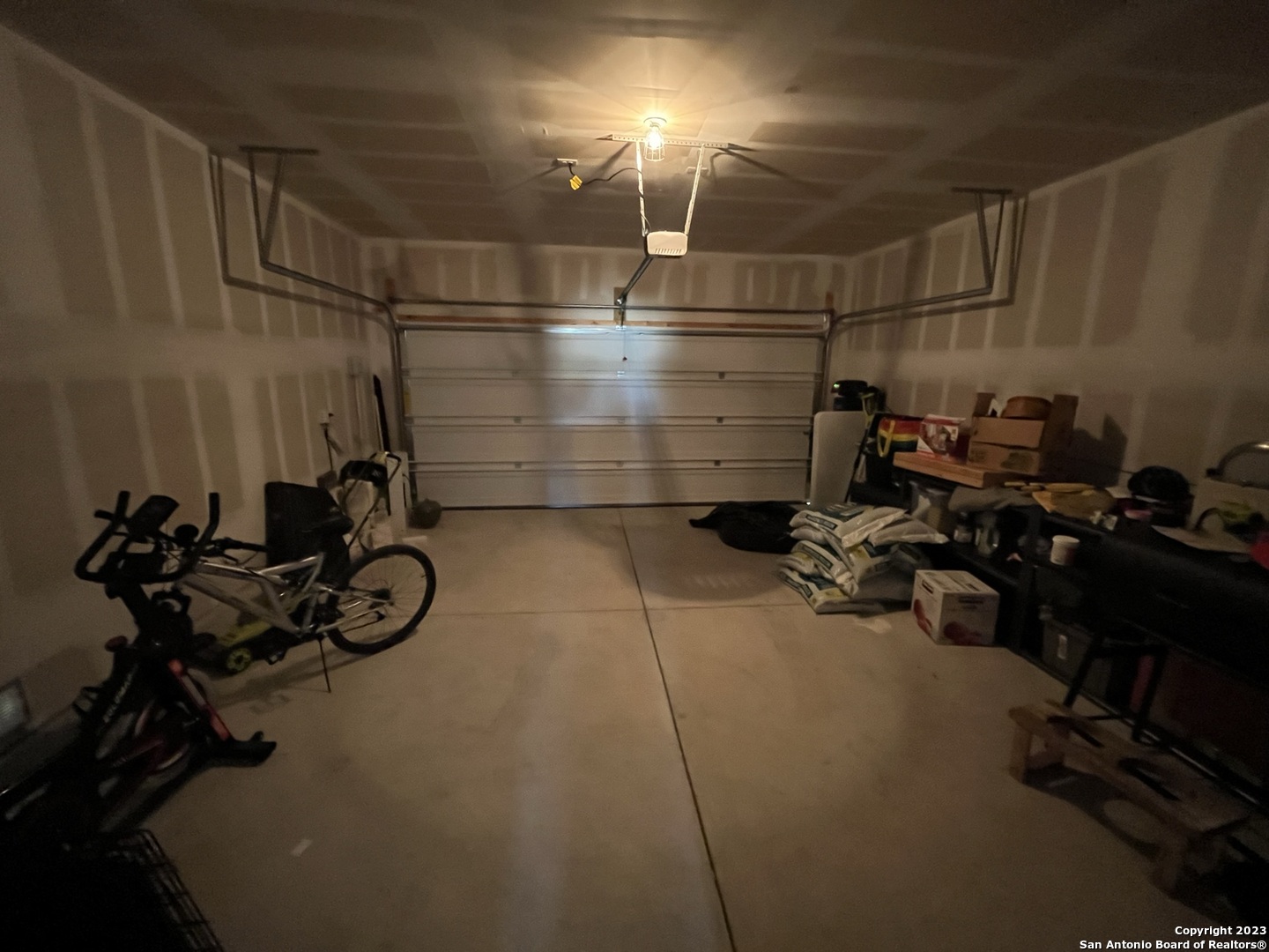 4684 VIA SONOMA TRL, Converse, TX 78109