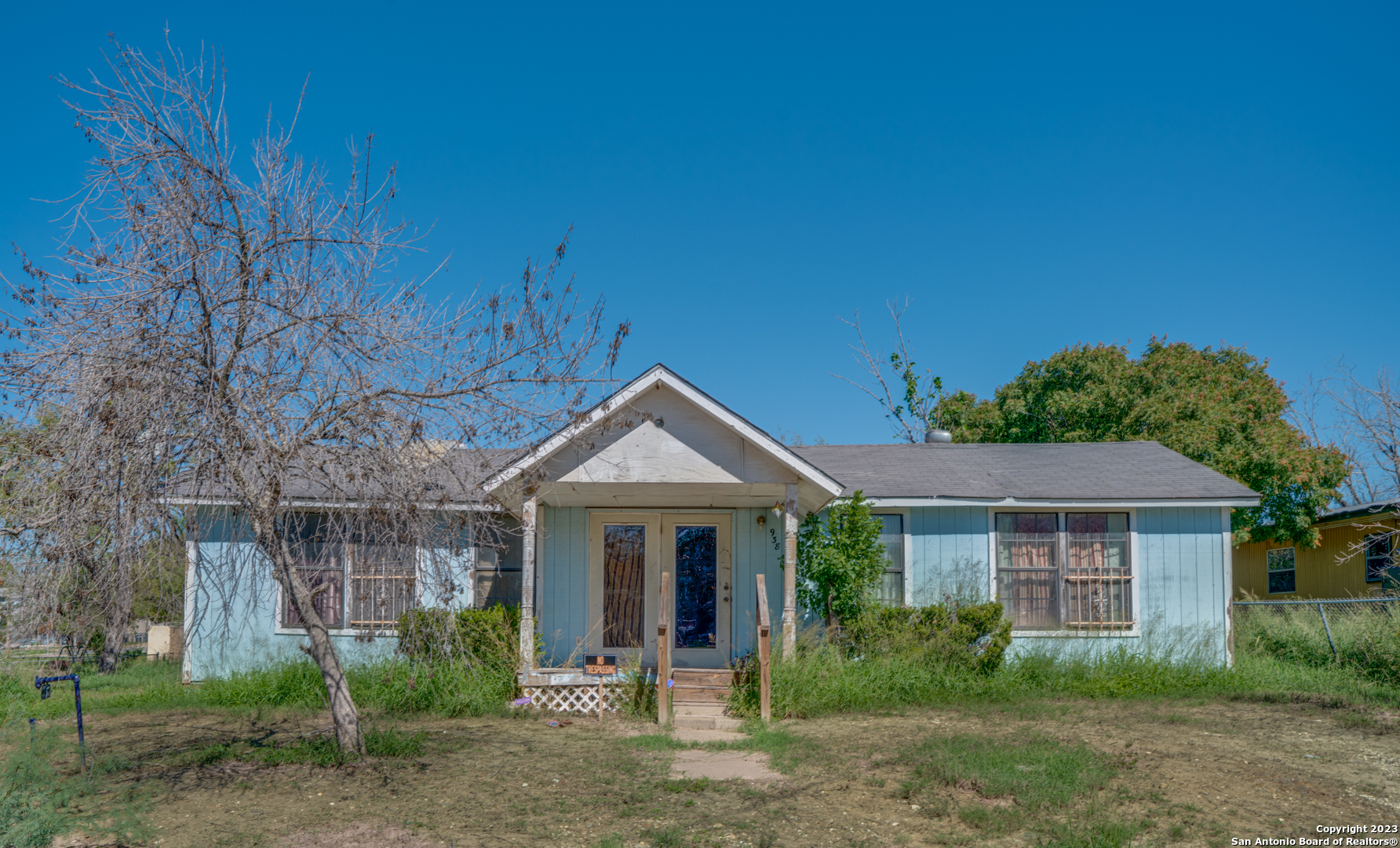 Photo of 938 Ave I in Poteet, TX