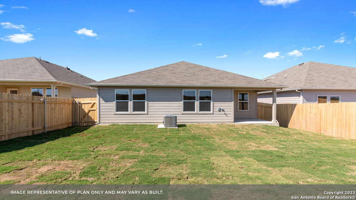 449 Cottonmouth Lane, Seguin, TX 78155