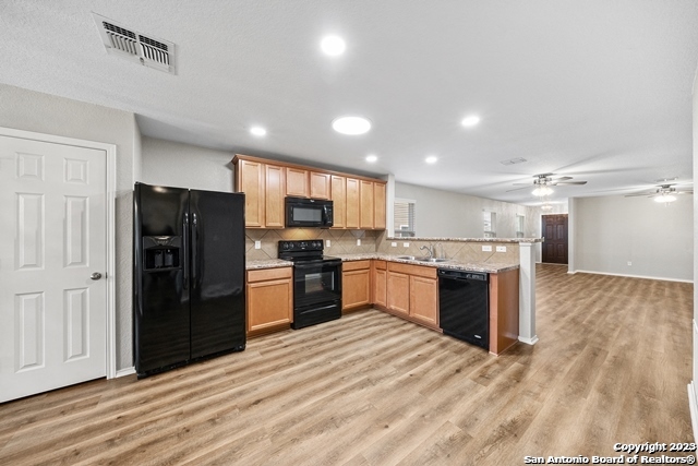 10134 Castello Cyn Listing Cover Image