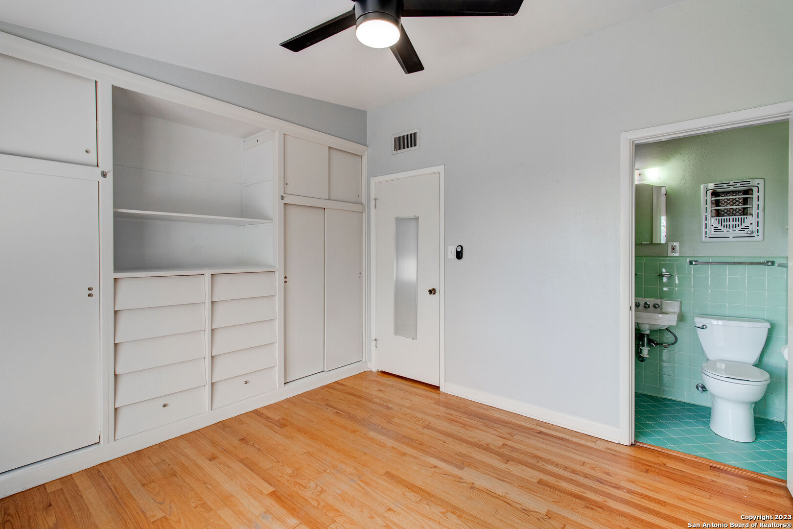 130 SOUTHILL RD, San Antonio, TX 78201