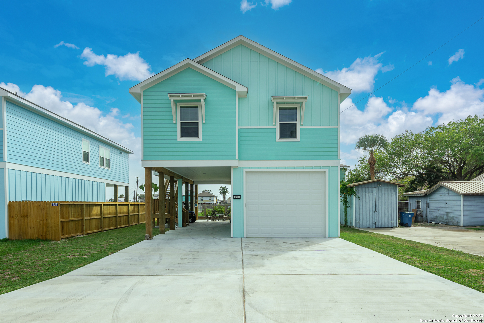 Photo of 810 Church St in Rockport, TX