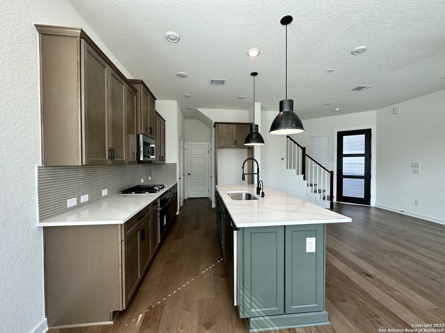 5843 Whitby Rd, #2, San Antonio, TX 78240