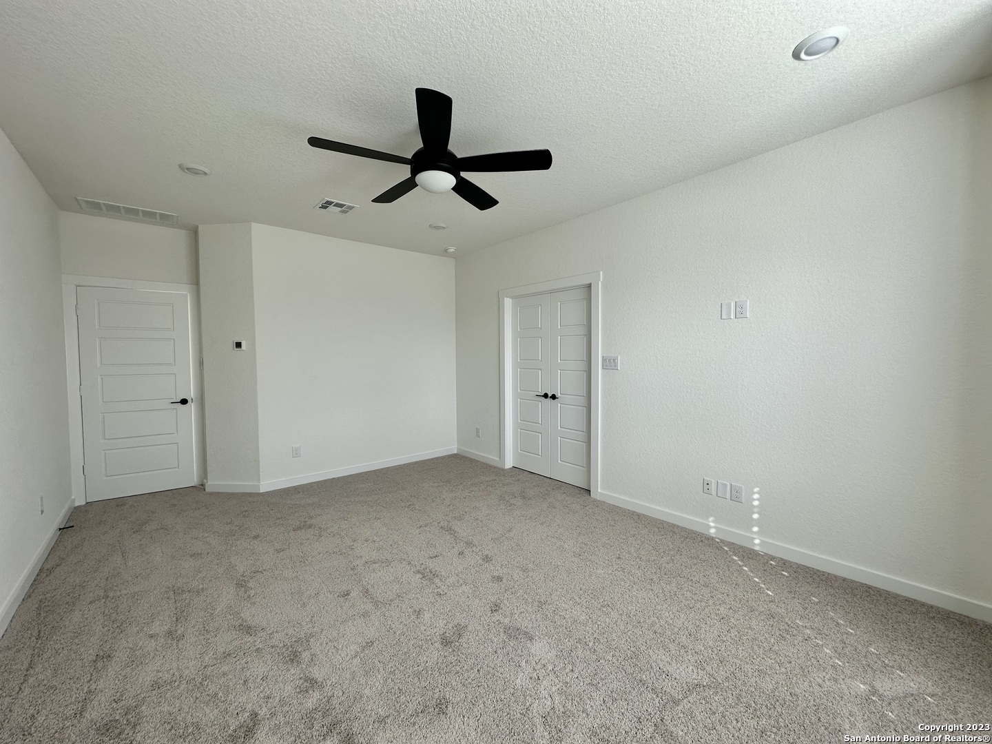 5843 Whitby Rd, #2, San Antonio, TX 78240