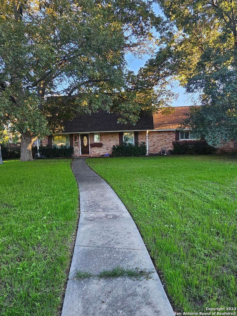Photo of 8406 Laurelcrest Pl in San Antonio, TX