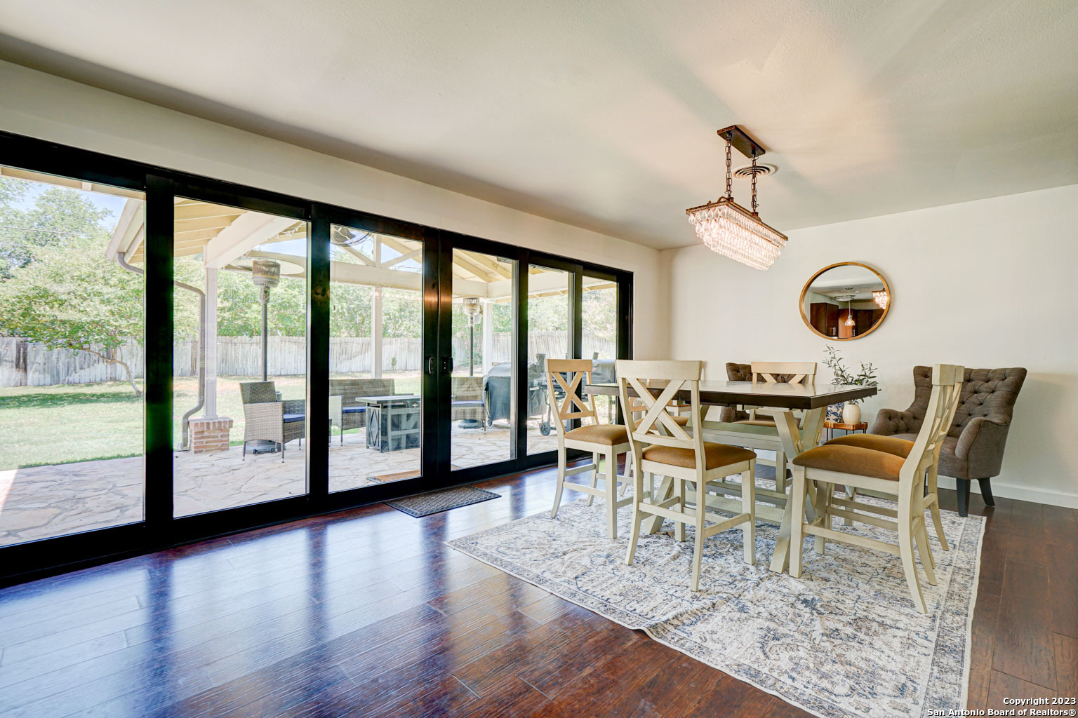 Photo of 805 Morningside Dr in San Antonio, TX