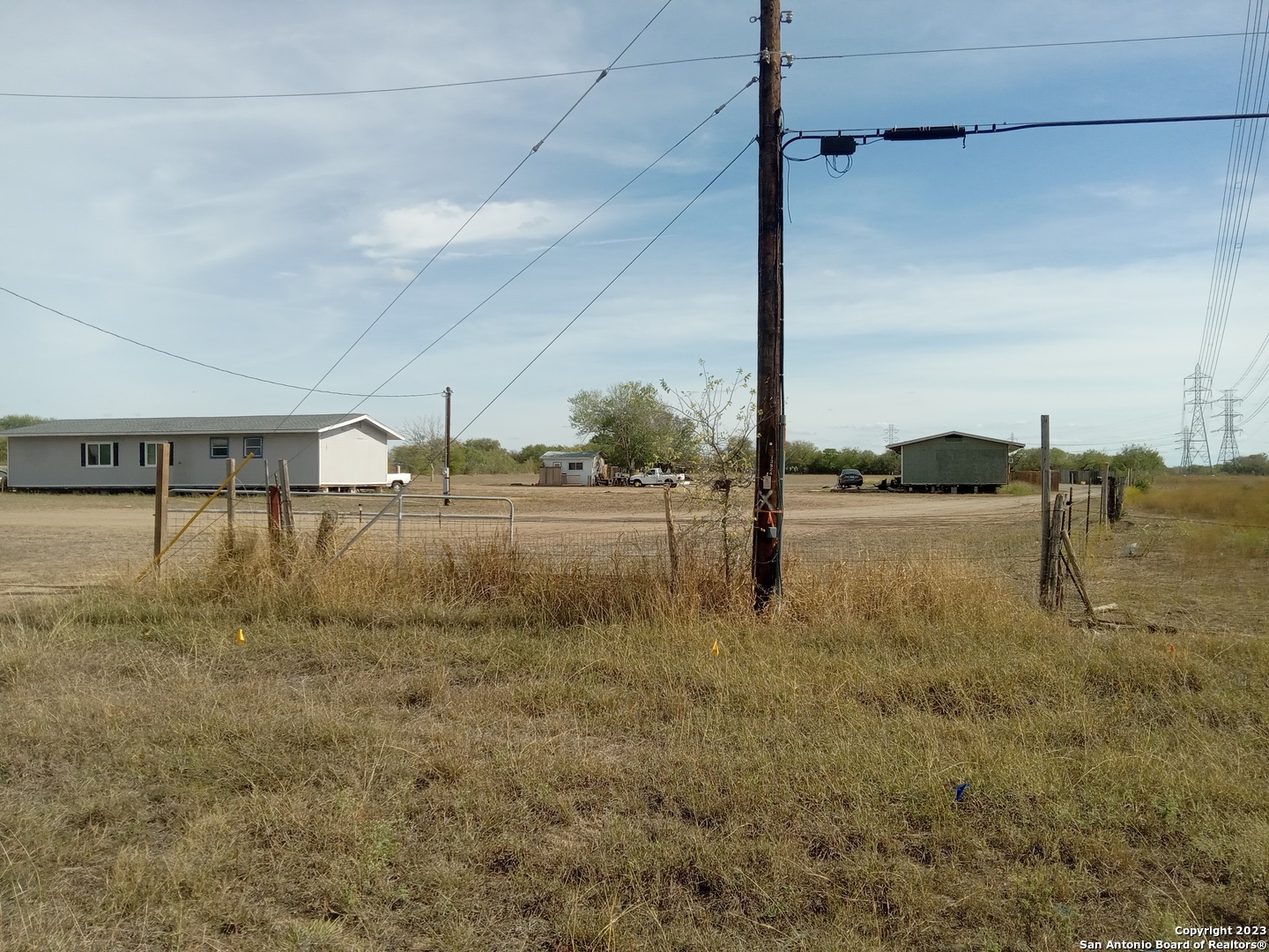 Photo of 13530 Somerset Rd in Von Ormy, TX