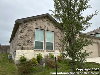 Photo of 512 Amber Crk in Cibolo, TX