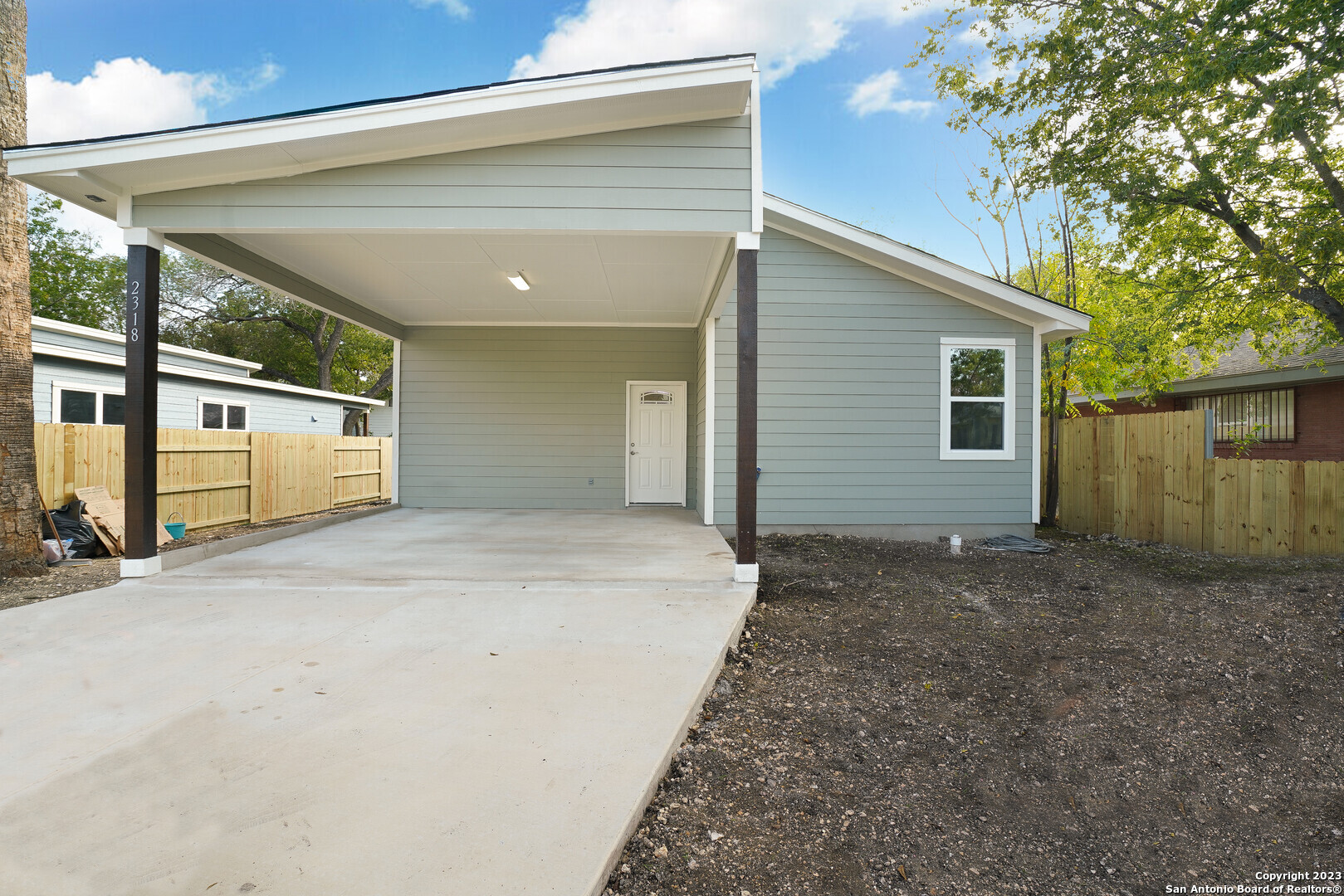 Photo of 2318 Houston St in San Antonio, TX