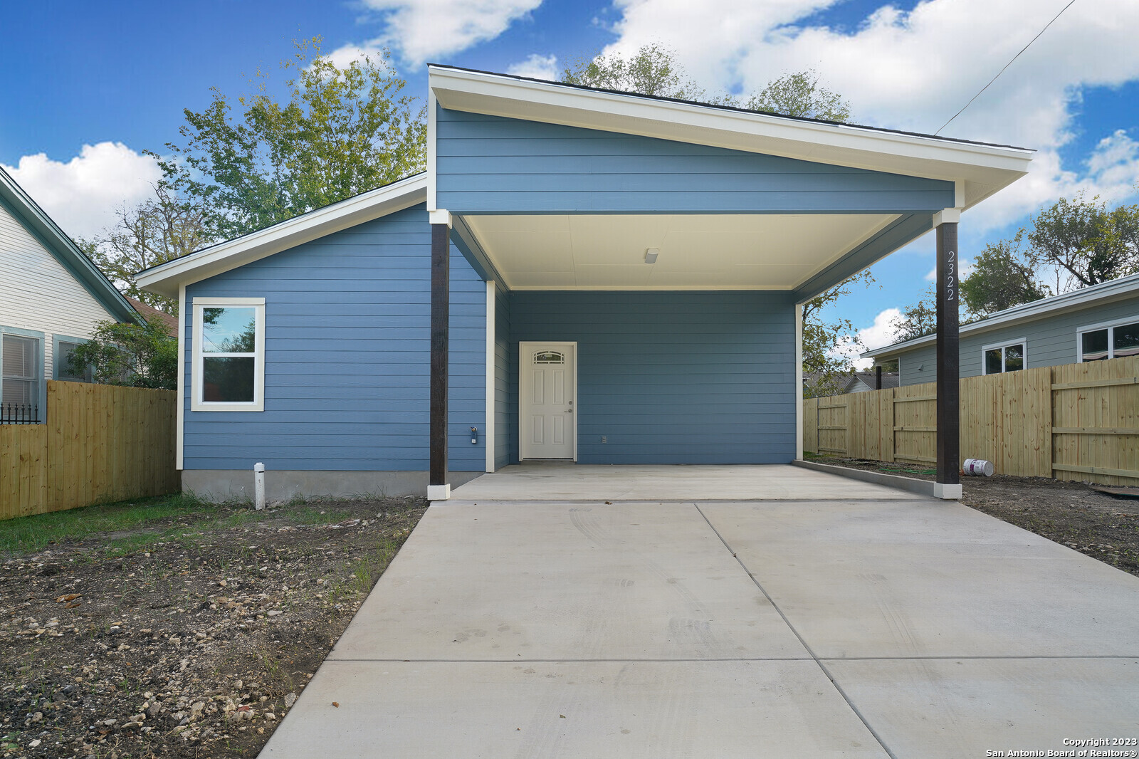 Photo of 2322 Houston St in San Antonio, TX