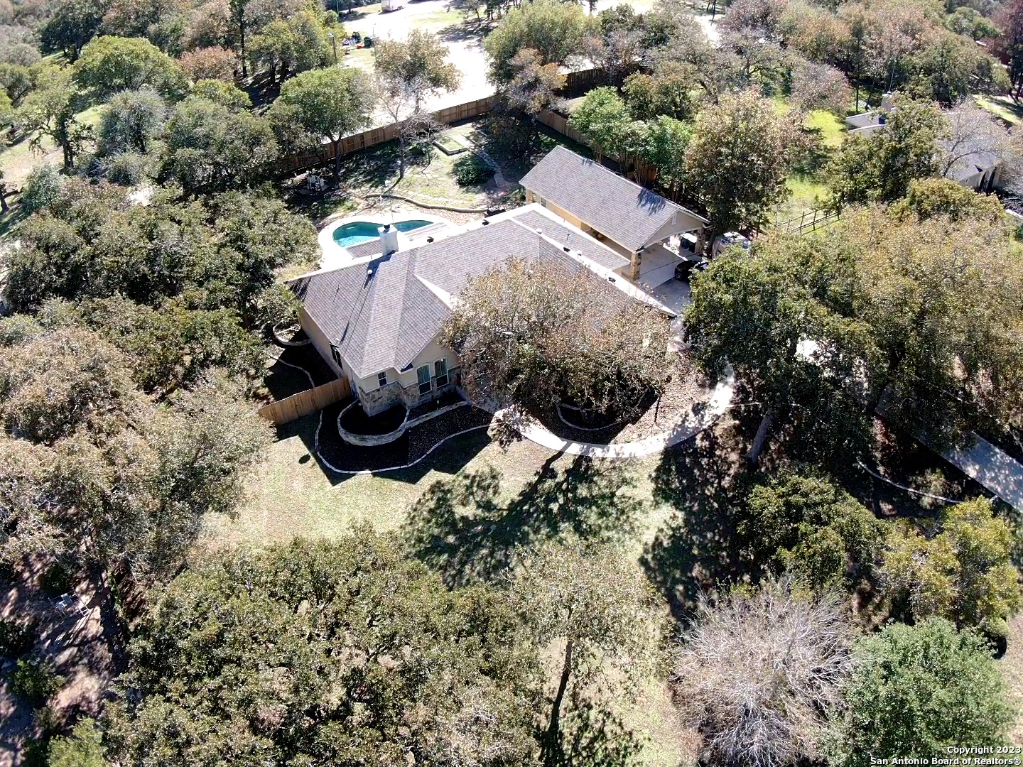 Photo of 144 Hidden Forest Dr in La Vernia, TX