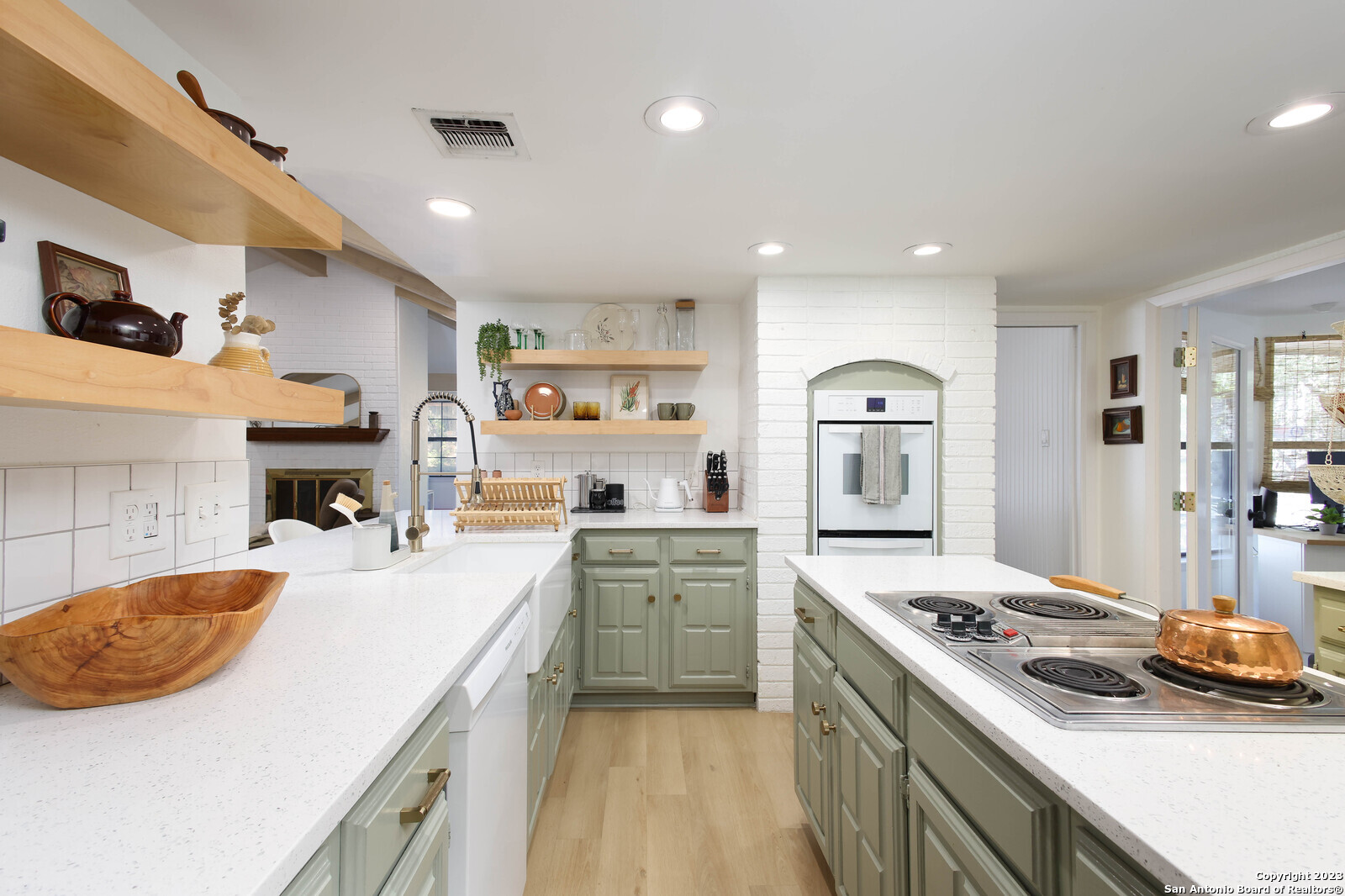 Photo of 15710 Eagle Cliff St in San Antonio, TX