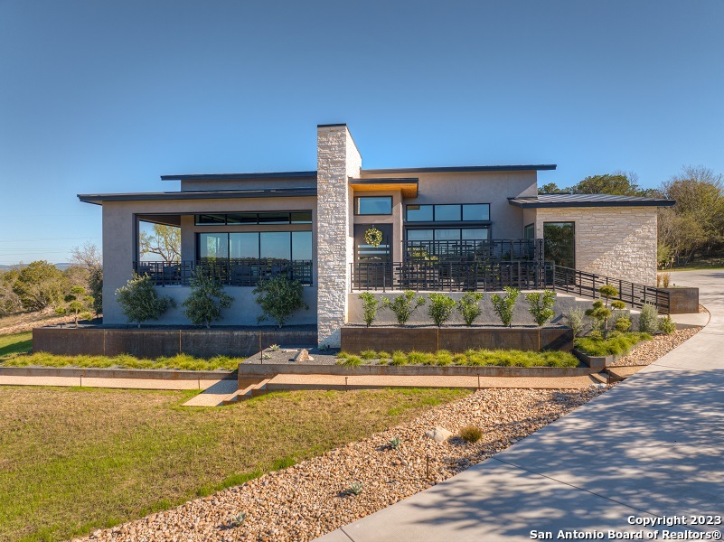 Photo of 534 Pinnacle Pky in New Braunfels, TX