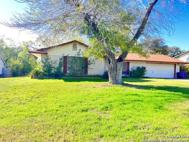 Photo of 3006 Tawny Oak Dr in San Antonio, TX