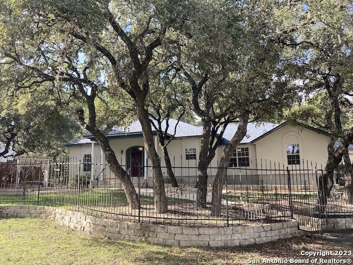 Photo of 1596 Patty Dr in Canyon Lake, TX