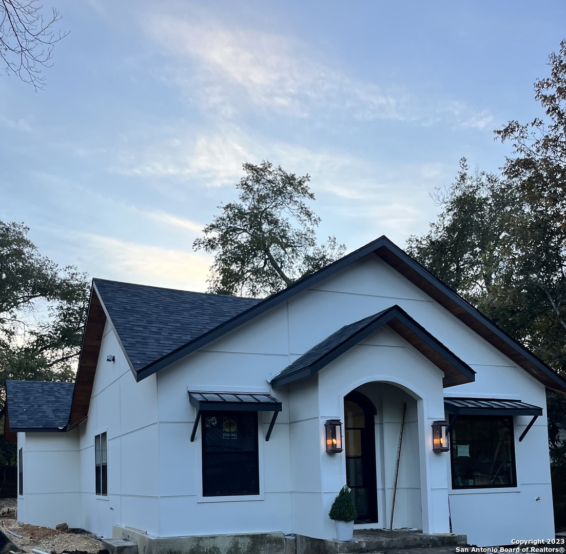 Photo of 274 Sycamore Ave in New Braunfels, TX