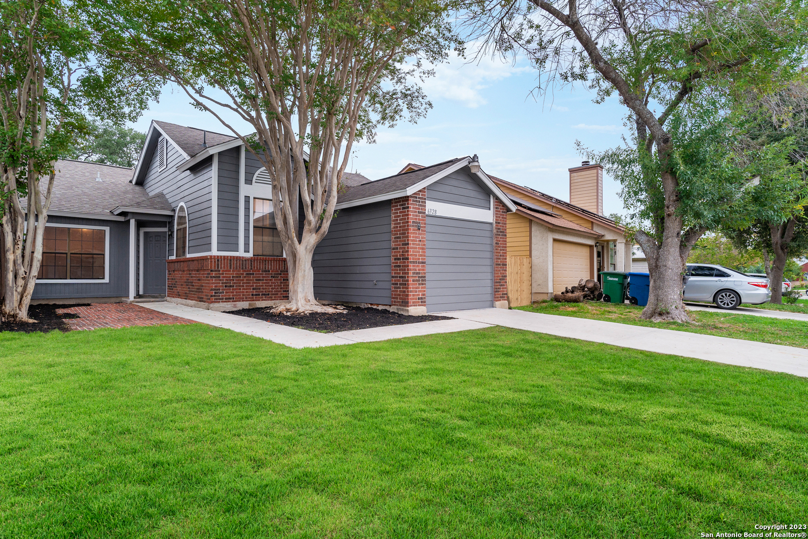 Photo of 6328 Village Clf in San Antonio, TX