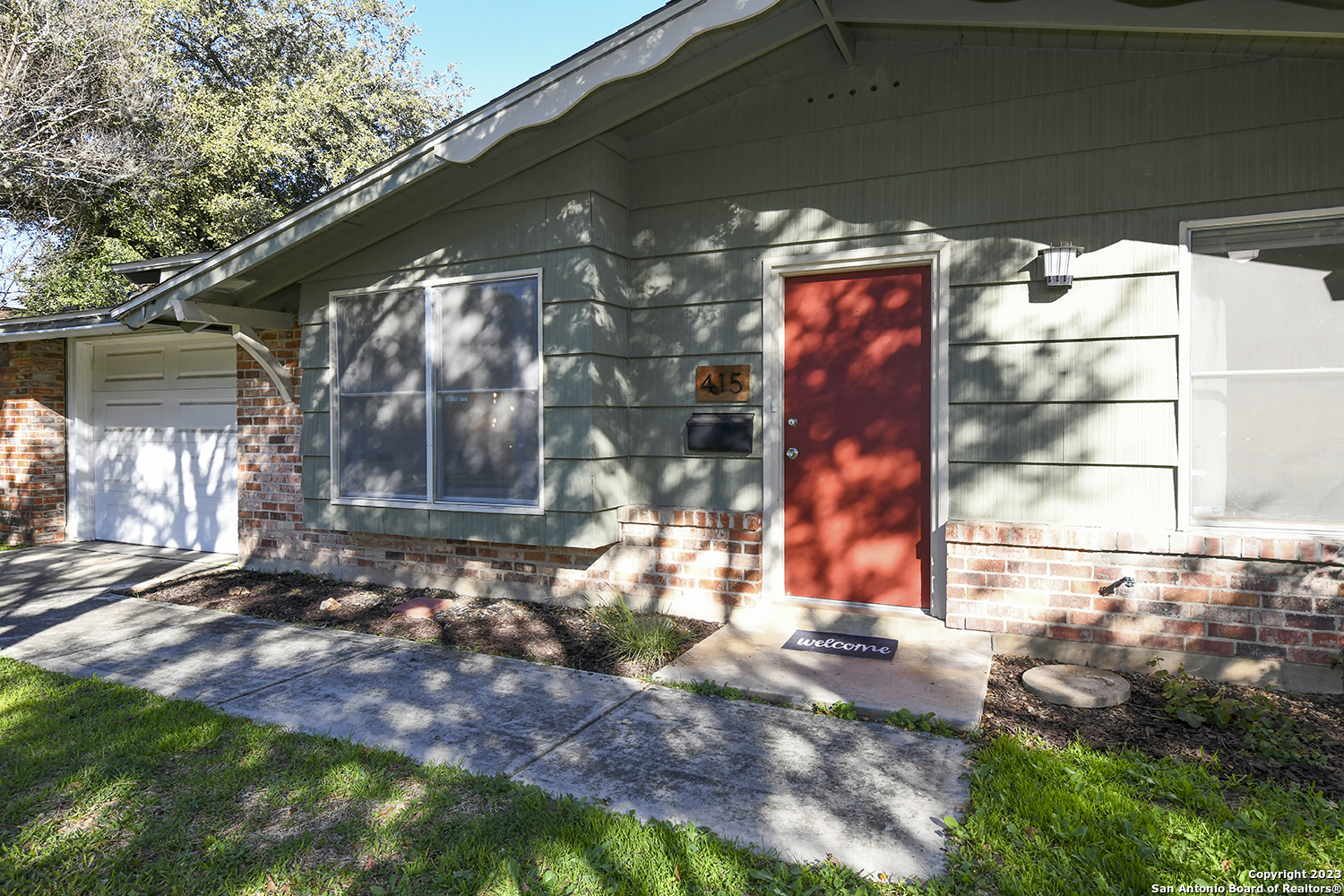 If you have additional questions regarding 415 DAWNRIDGE DR  in San Antonio or would like to tour the property with us call 800-660-1022 and reference MLS# 1740800.