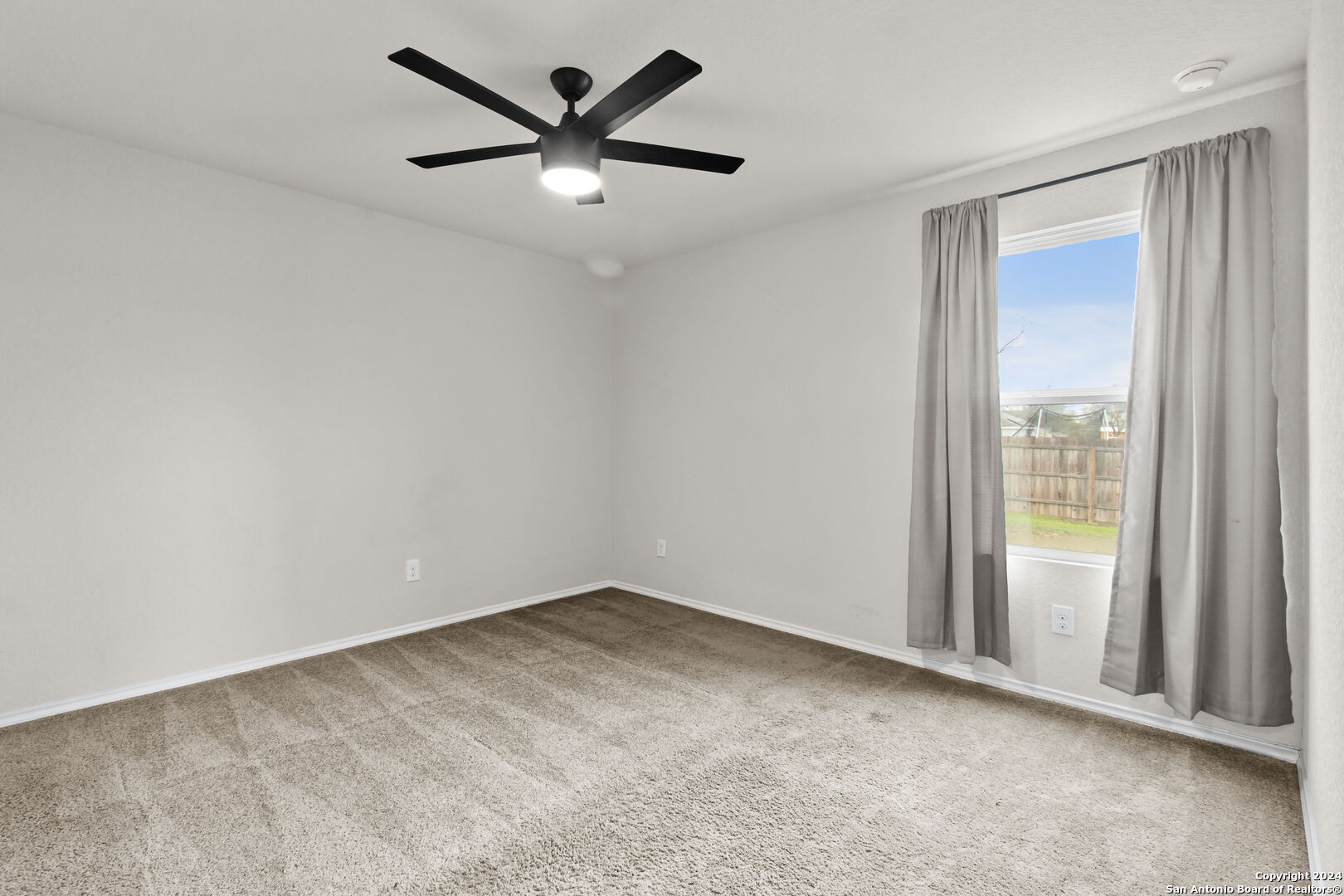 5734 MOUNTAIN PT, San Antonio, TX 78242