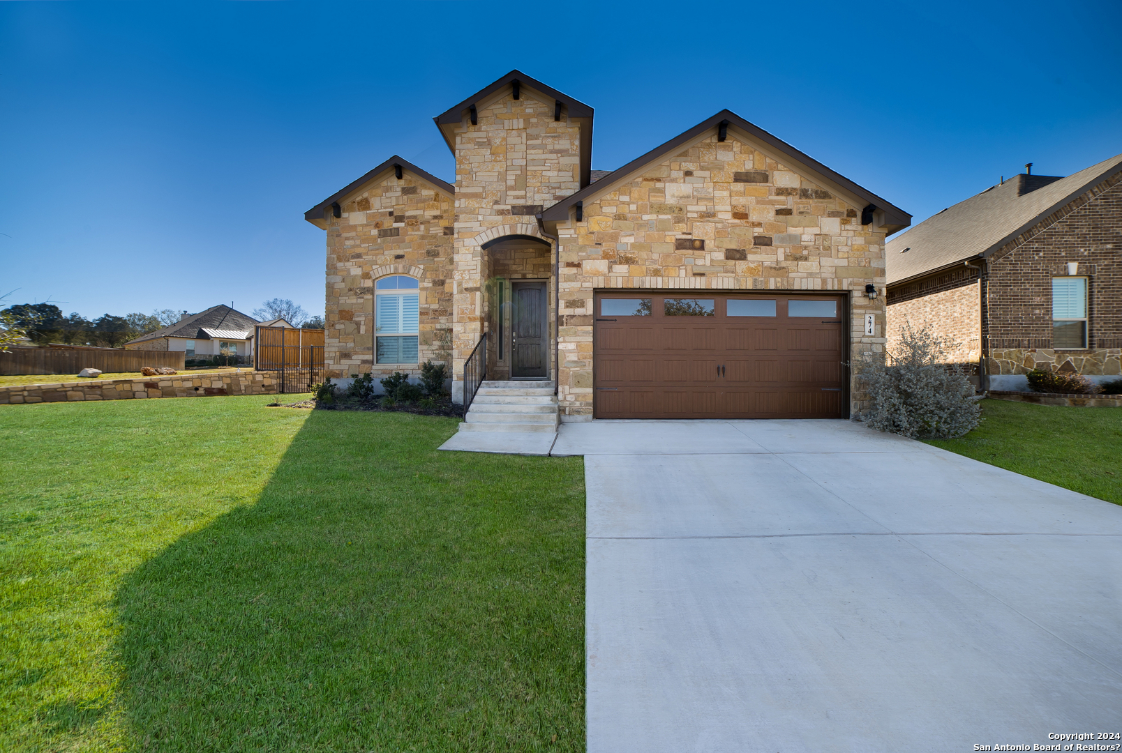 Photo of 274 Sigel Ave in New Braunfels, TX