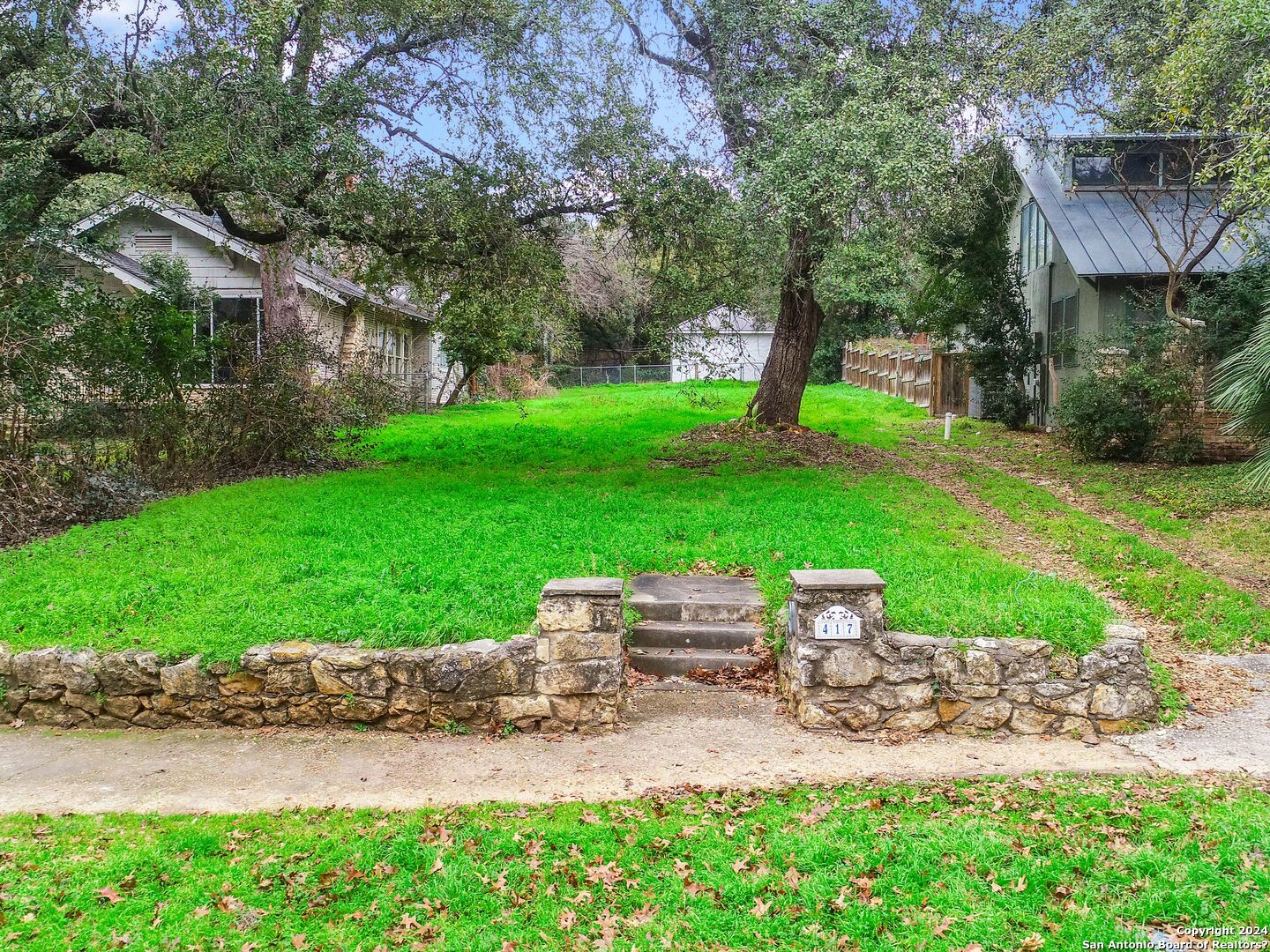 Photo of 417 Patterson Ave in San Antonio, TX