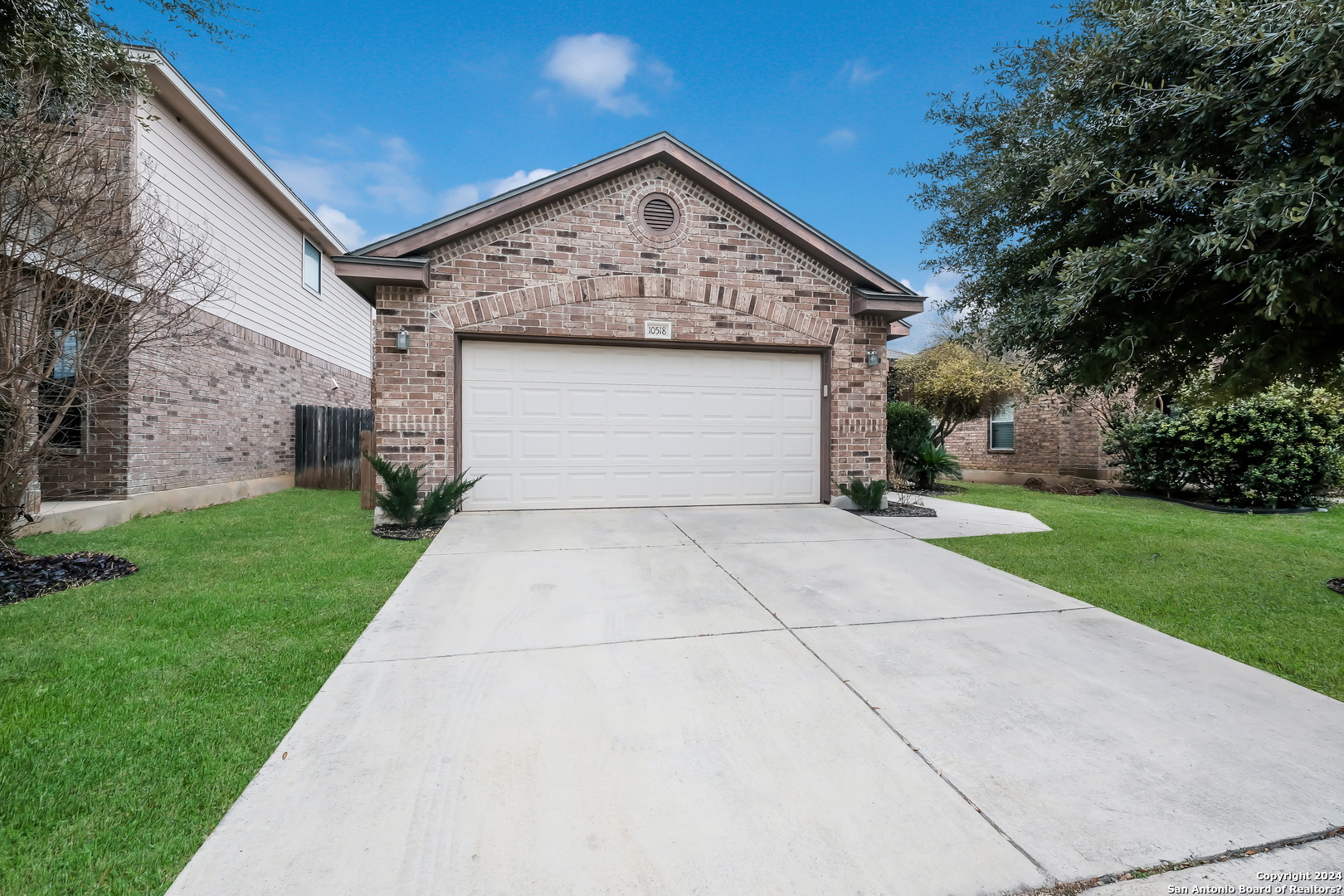Photo of 10518 Corvey Ln in Helotes, TX